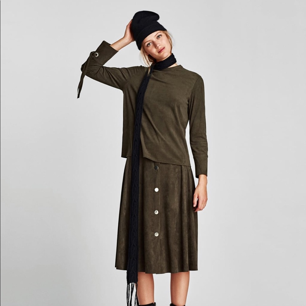 ZARA 9.5/10 new green skirt